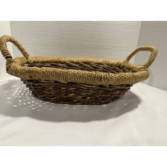 Woven Wicker Rattan Egg Gathering Basket Woven Rope Handle & Edge, Farmhouse - Picture 4 of 9
